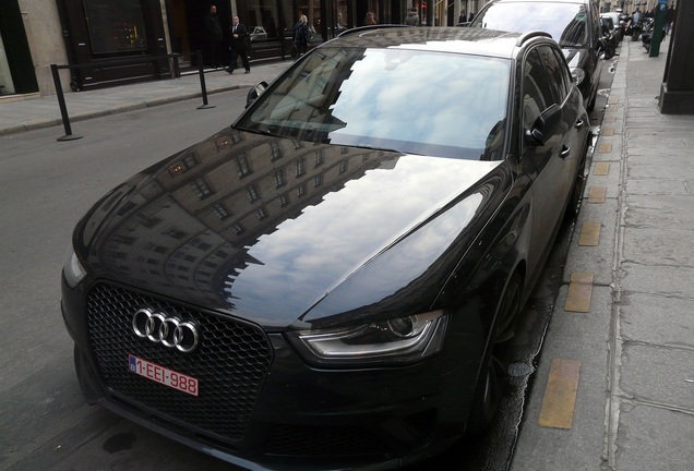 Audi RS4 Avant B8