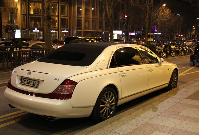 Maybach 62 S Landaulet 2011