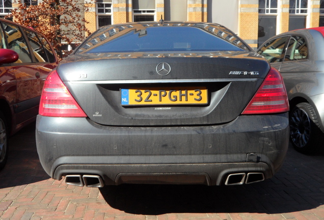 Mercedes-Benz S 63 AMG W221 2011