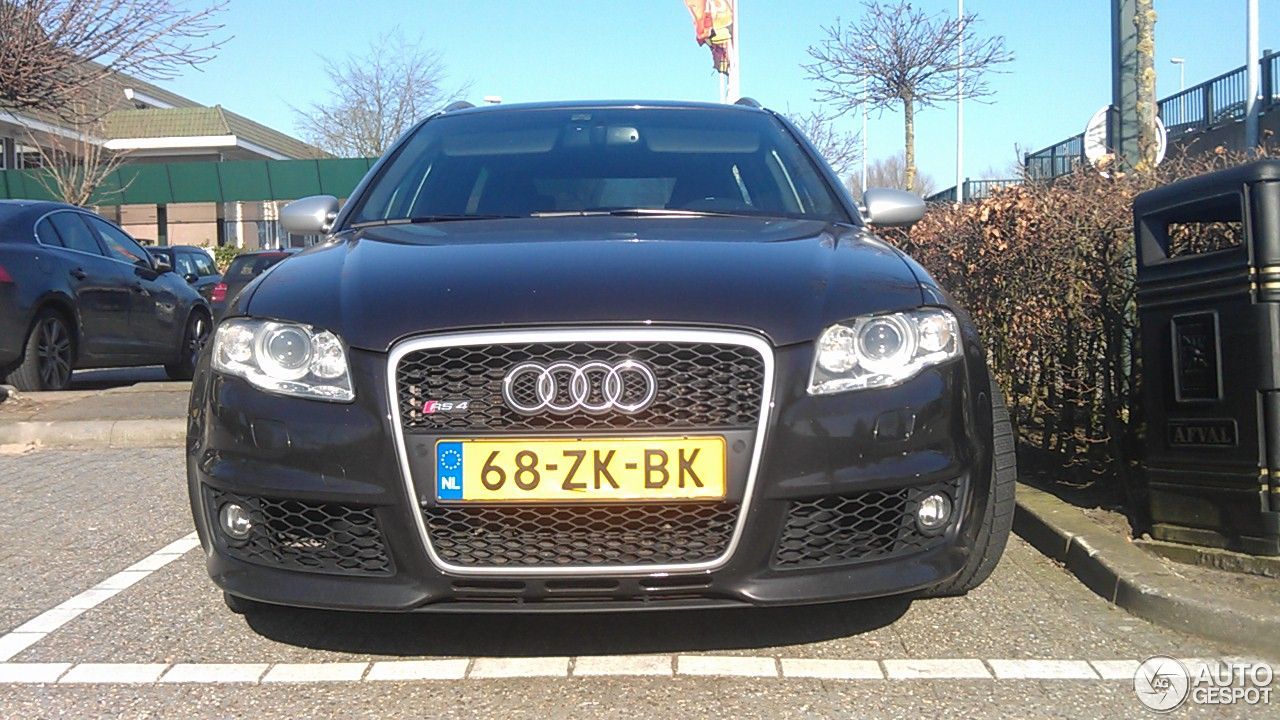 Audi RS4 Avant B7