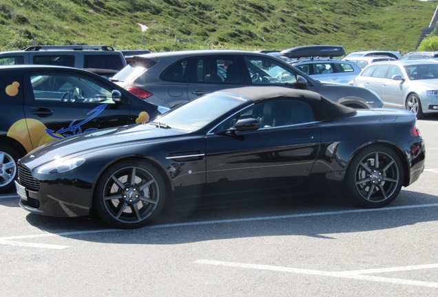 Aston Martin V8 Vantage Roadster