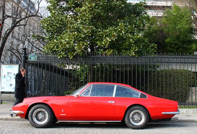 Ferrari 365 GT 2+2