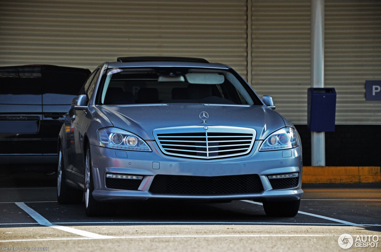 Mercedes-Benz S 63 AMG W221 2010