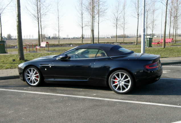 Aston Martin DB9 Volante