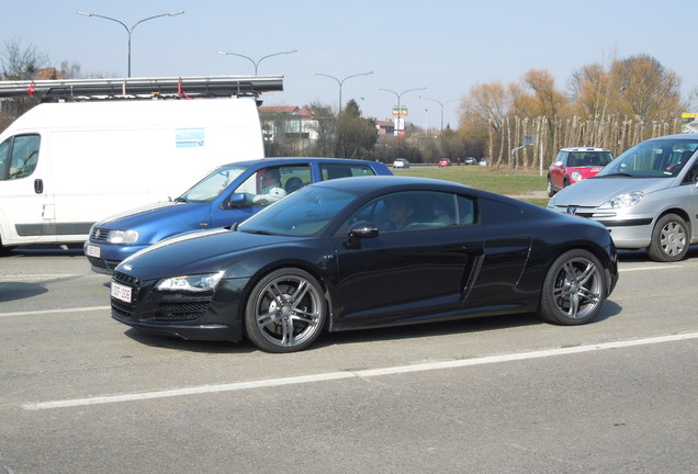 Audi R8 V10