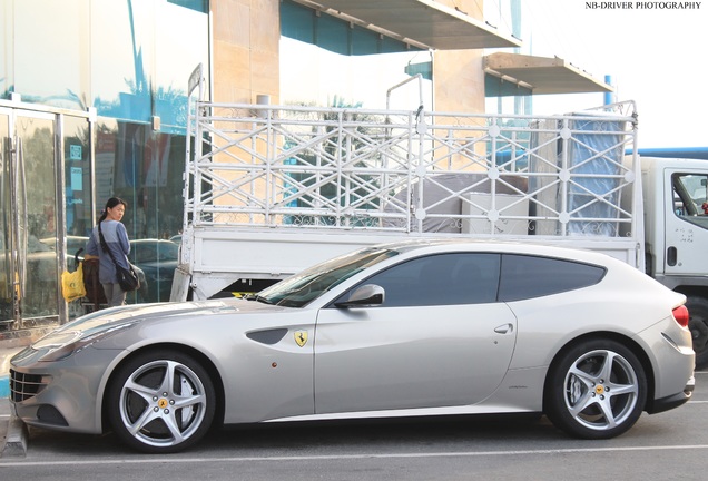 Ferrari FF