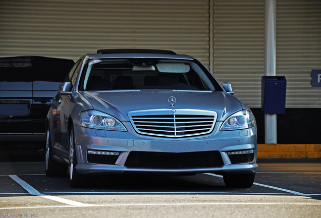 Mercedes-Benz S 63 AMG W221 2010