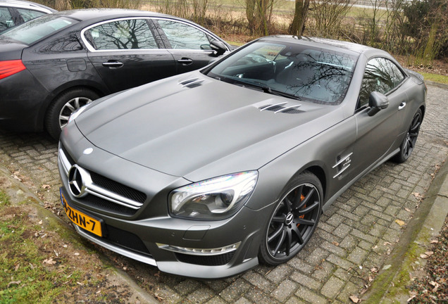 Mercedes-Benz SL 63 AMG R231