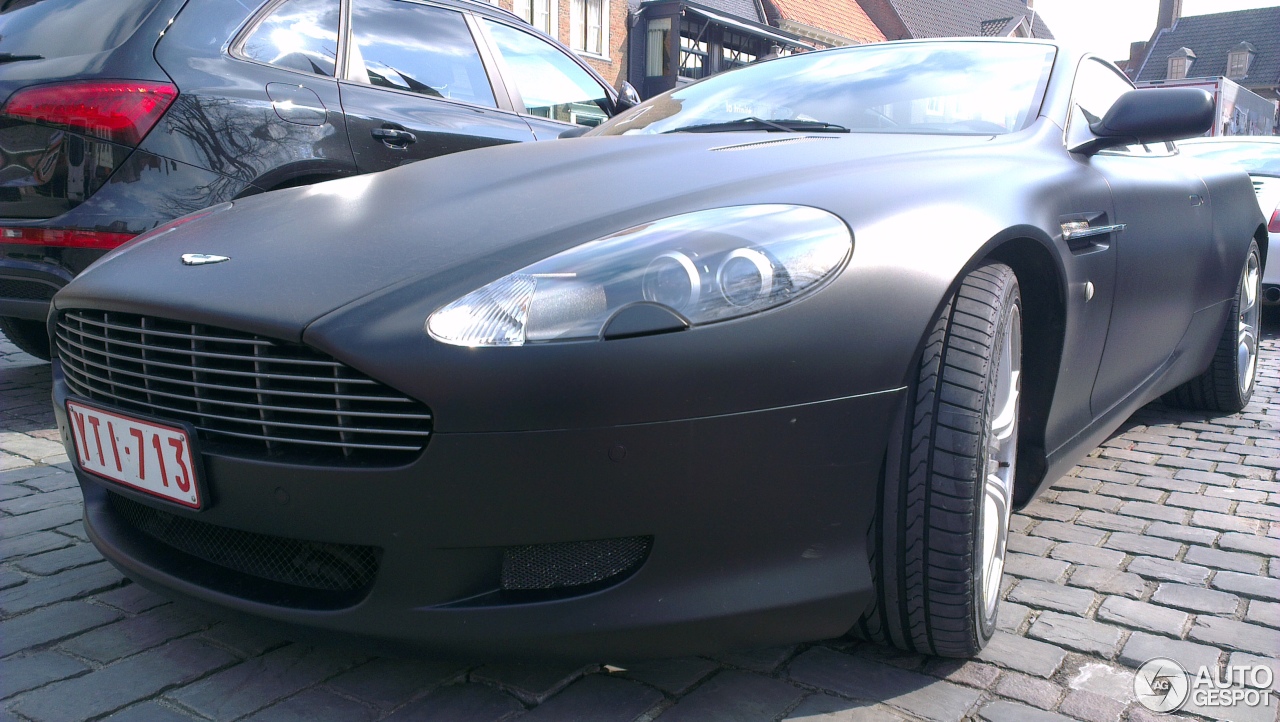 Aston Martin DB9