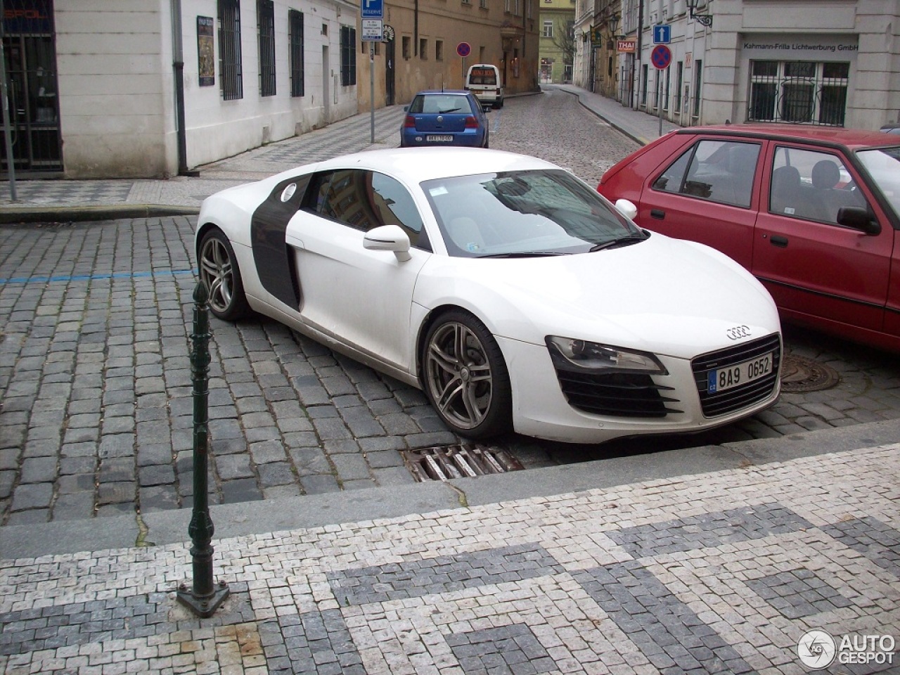 Audi R8