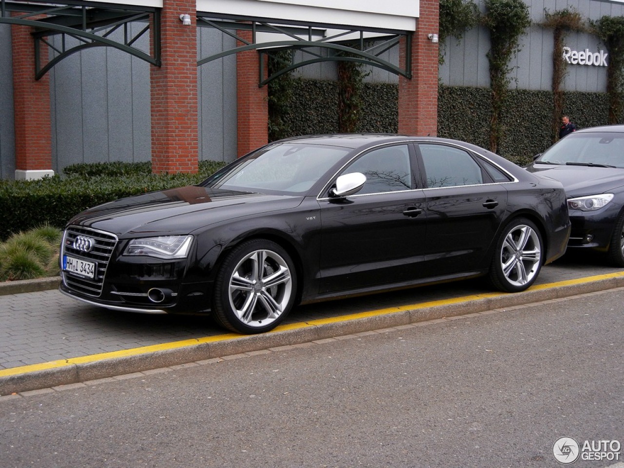 Audi S8 D4