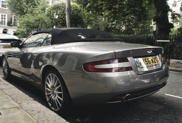 Aston Martin DB9 Volante