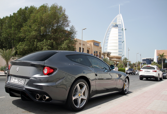 Ferrari FF