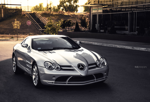 Mercedes-Benz SLR McLaren