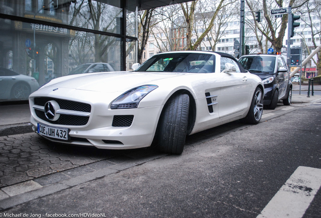 Mercedes-Benz SLS AMG Roadster