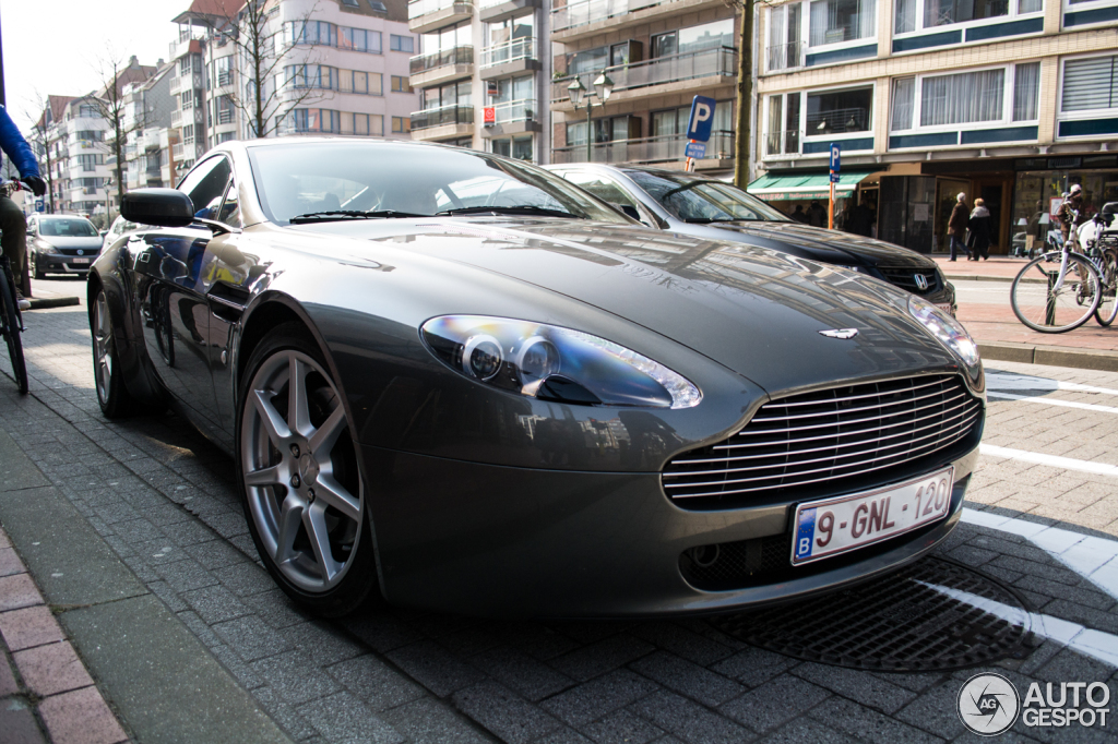 Aston Martin V8 Vantage