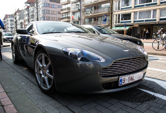 Aston Martin V8 Vantage