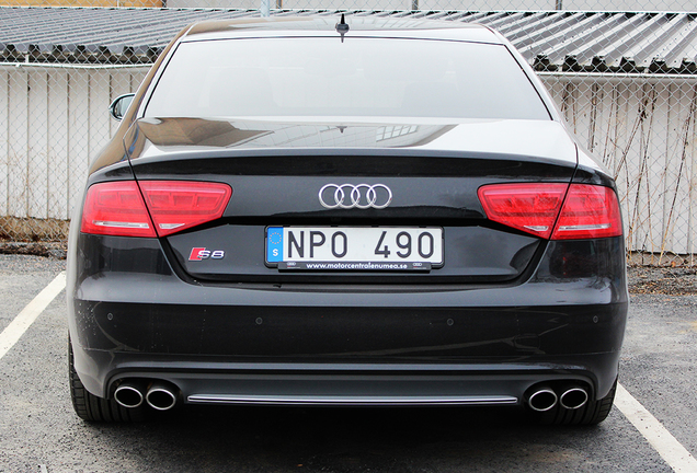 Audi S8 D4