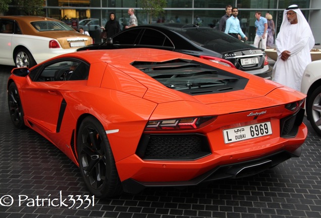 Lamborghini Aventador LP700-4