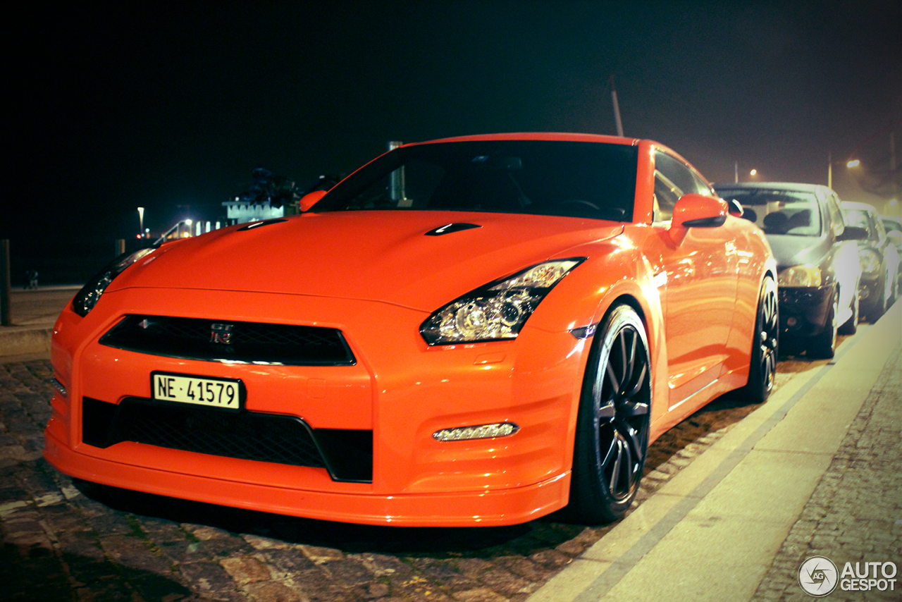 Nissan GT-R 2011