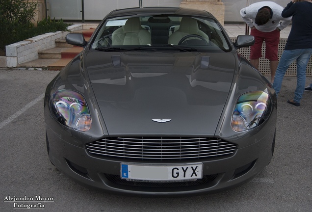 Aston Martin DB9