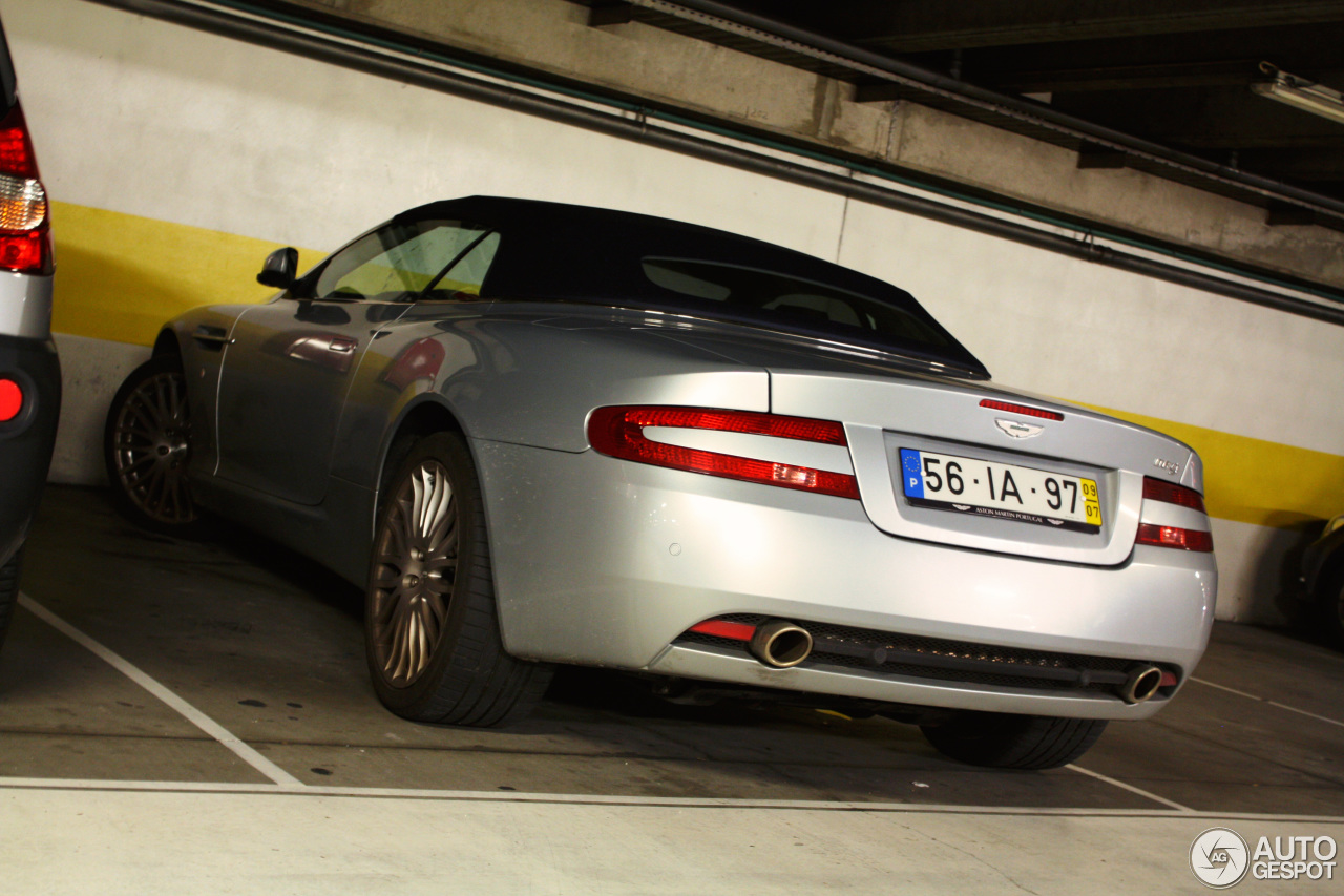 Aston Martin DB9 Volante