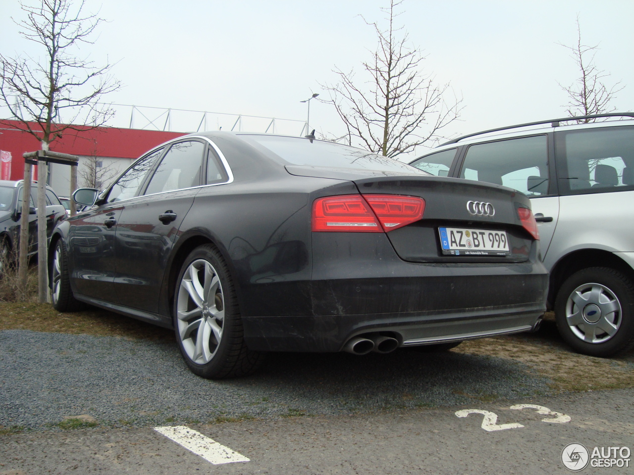 Audi S8 D4