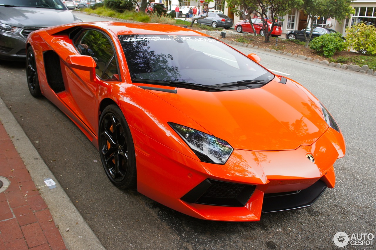 Lamborghini Aventador LP700-4