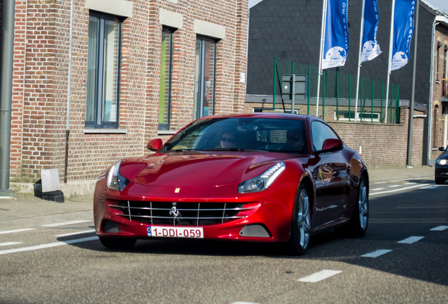 Ferrari FF