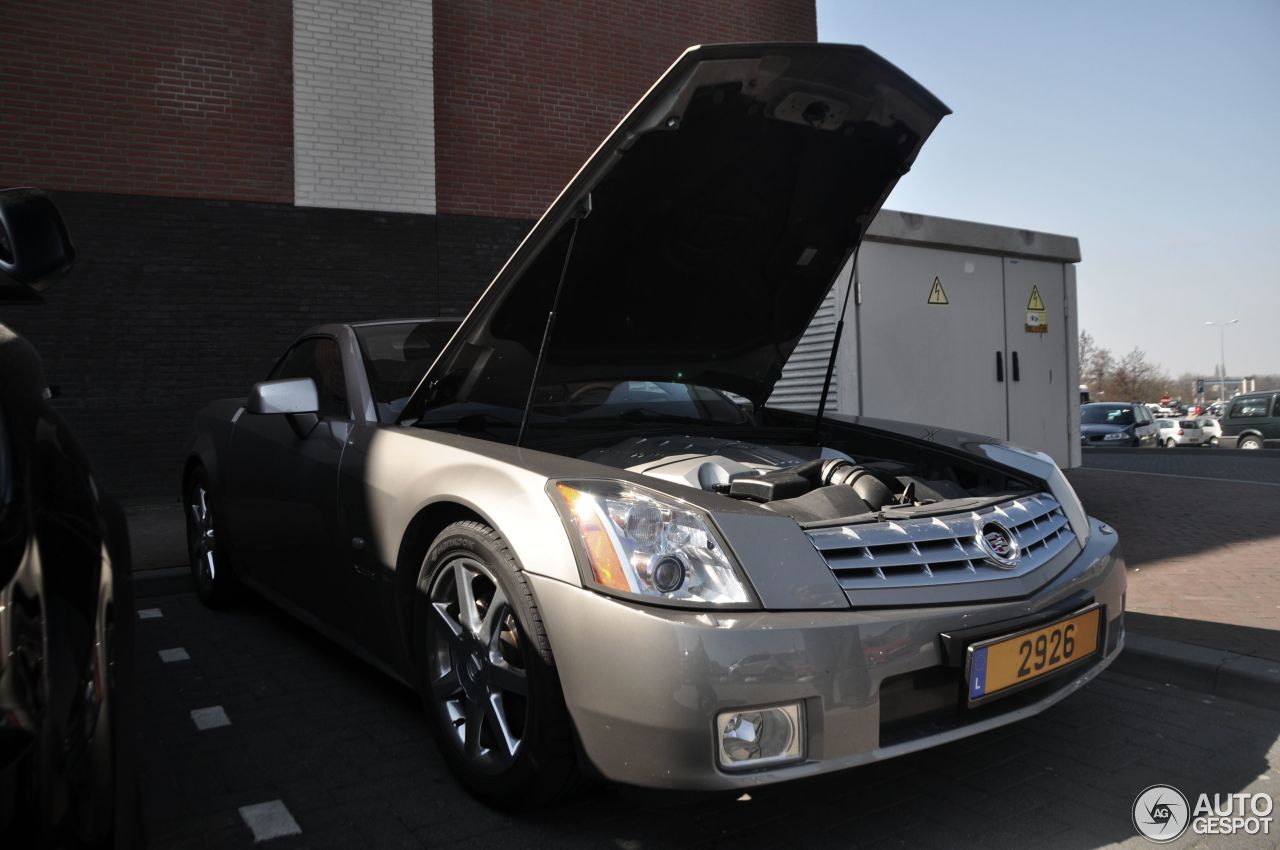 Cadillac XLR