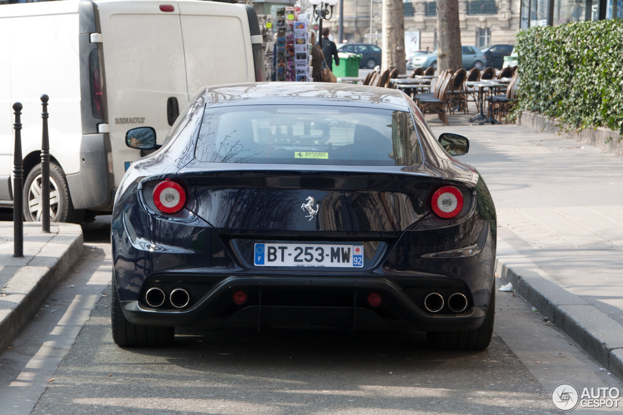 Ferrari FF