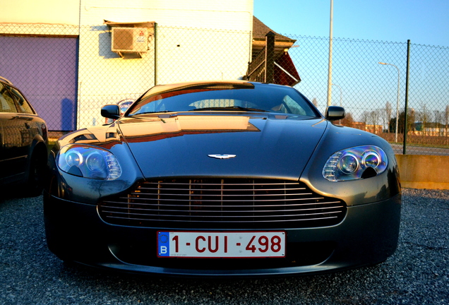 Aston Martin V8 Vantage