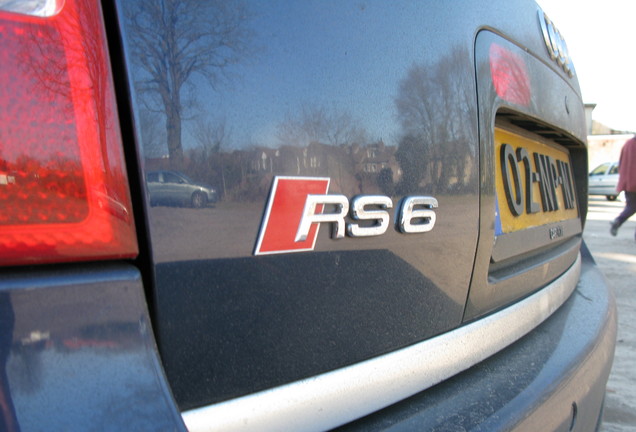 Audi RS6 Avant C5