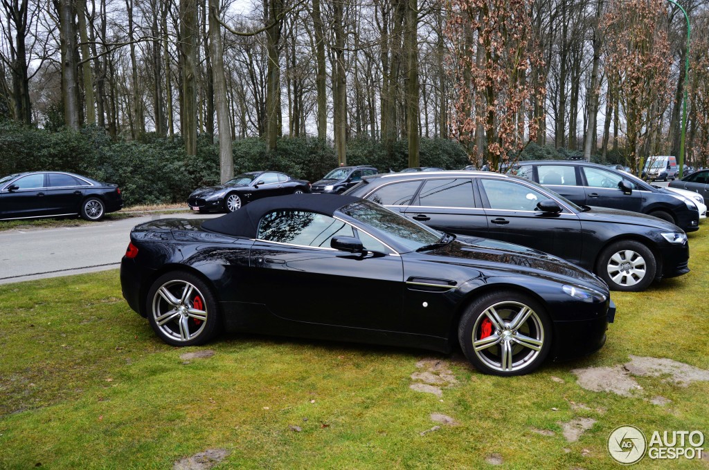 Aston Martin V8 Vantage Roadster