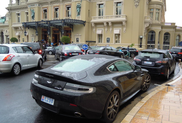 Aston Martin V8 Vantage S