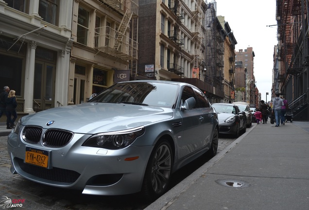 BMW M5 E60 2005