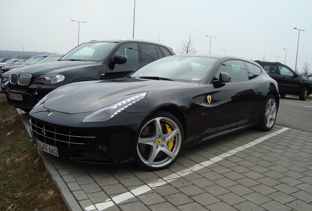 Ferrari FF