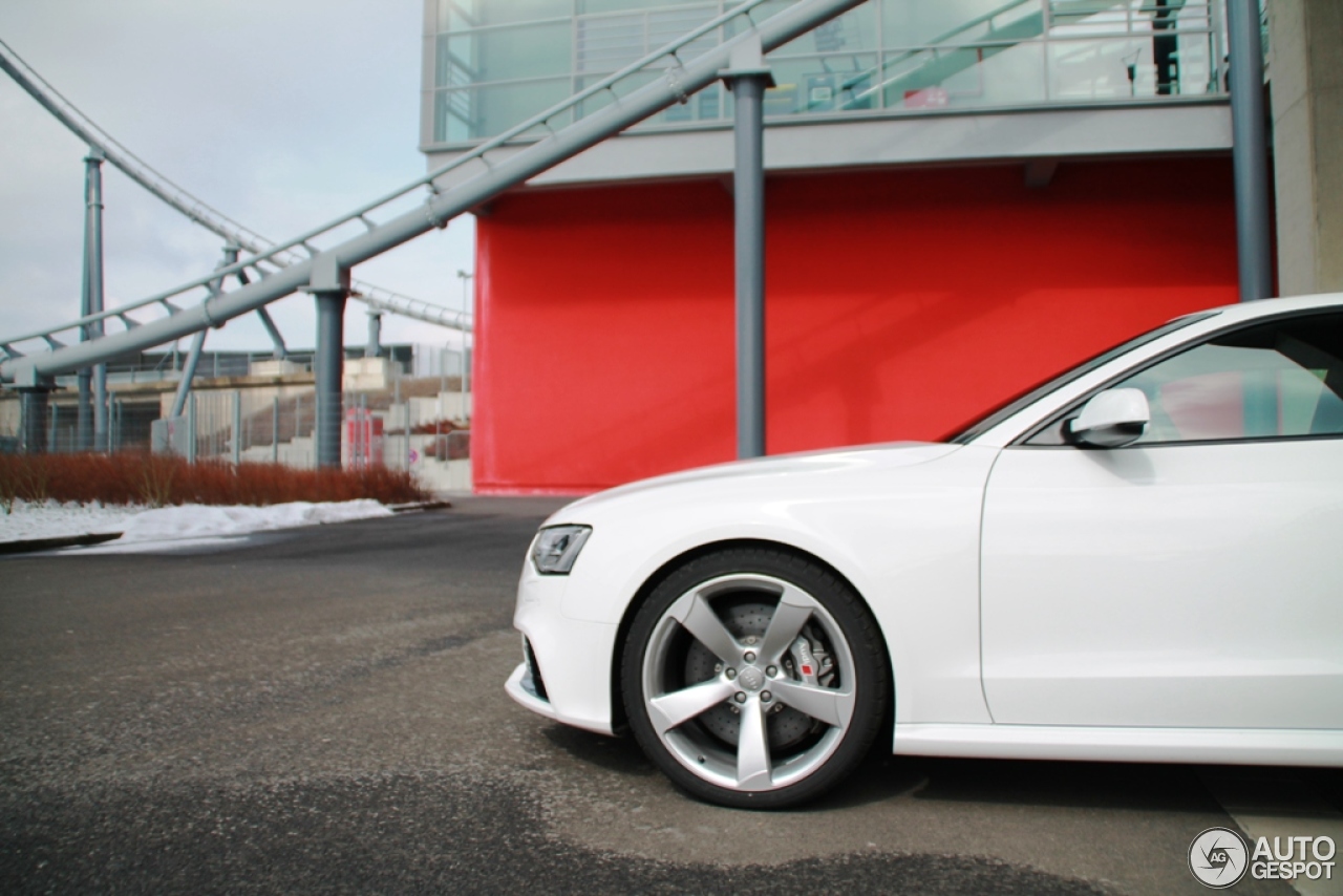 Audi RS5 B8 2012