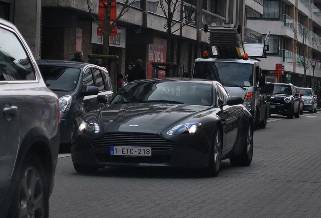 Aston Martin V8 Vantage