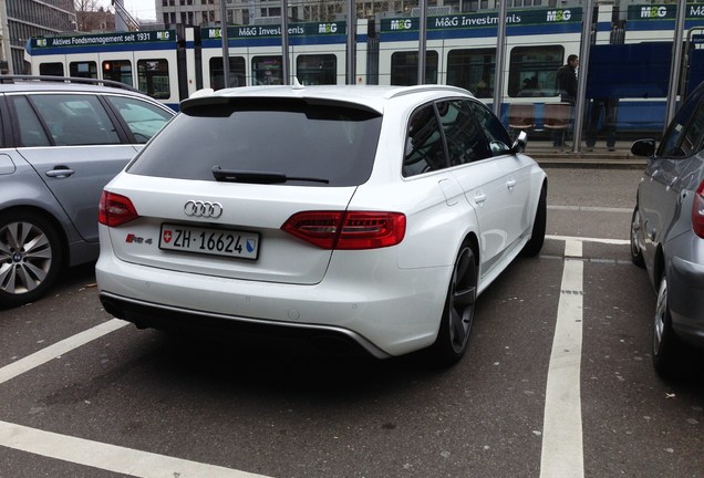 Audi RS4 Avant B8