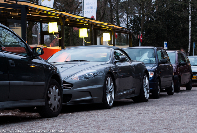 Aston Martin DBS Volante