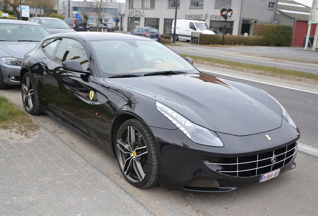 Ferrari FF