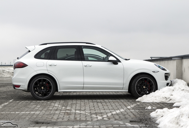 Porsche 958 Cayenne GTS