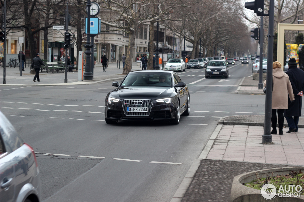 Audi RS5 B8 2012