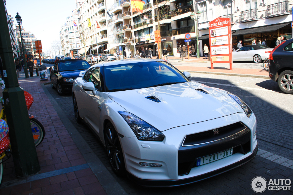 Nissan GT-R 2012