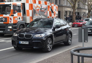 BMW X6 M E71