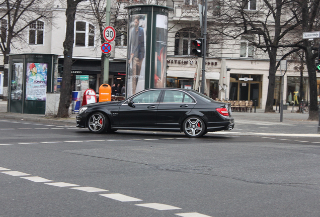 Mercedes-Benz C 63 AMG W204 2012