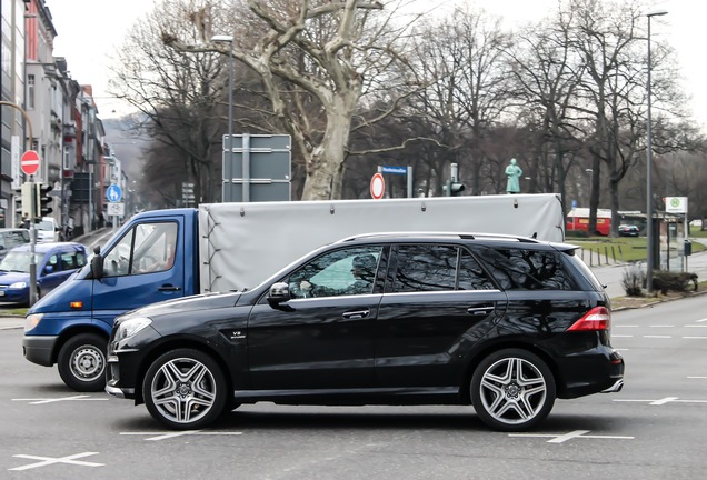 Mercedes-Benz ML 63 AMG W166