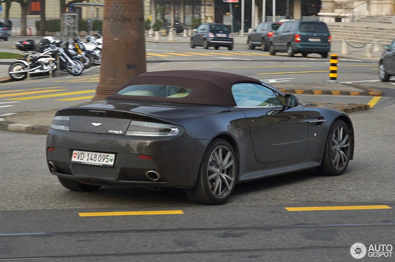 Aston Martin V8 Vantage S Roadster