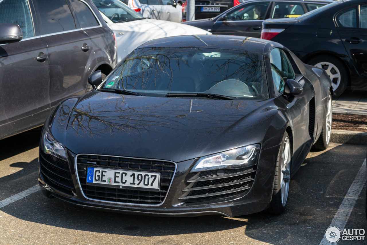 Audi R8